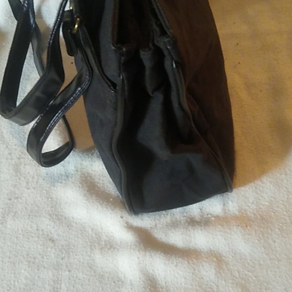 Handbag - Picture 4 of 5